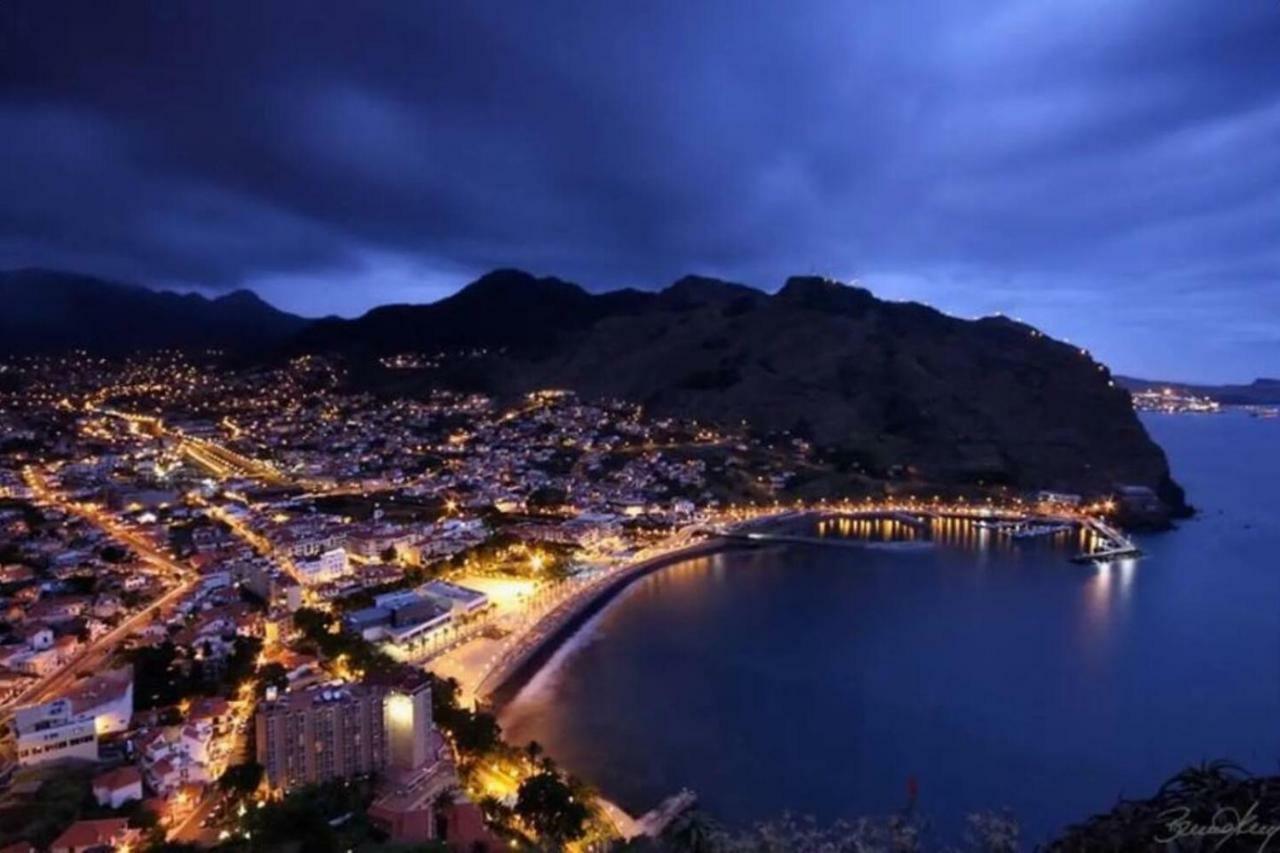Atlantis Flat. Relaxing Moments Appartement Machico  Buitenkant foto