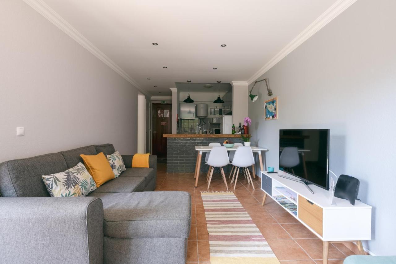 Atlantis Flat. Relaxing Moments Appartement Machico  Buitenkant foto